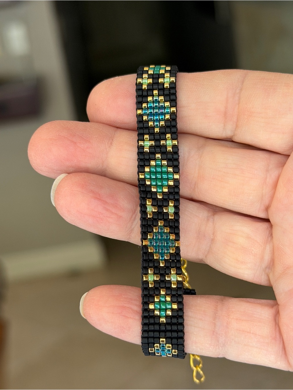 Black, Gold, Teal and Aqua Seed Beaded Bracelet / Handmade / Gold Plated - Picture 5 of 6